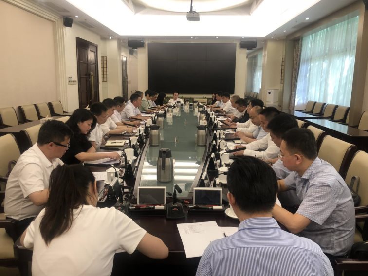 be411cf7f8c3a7845bdaebe05127fc0