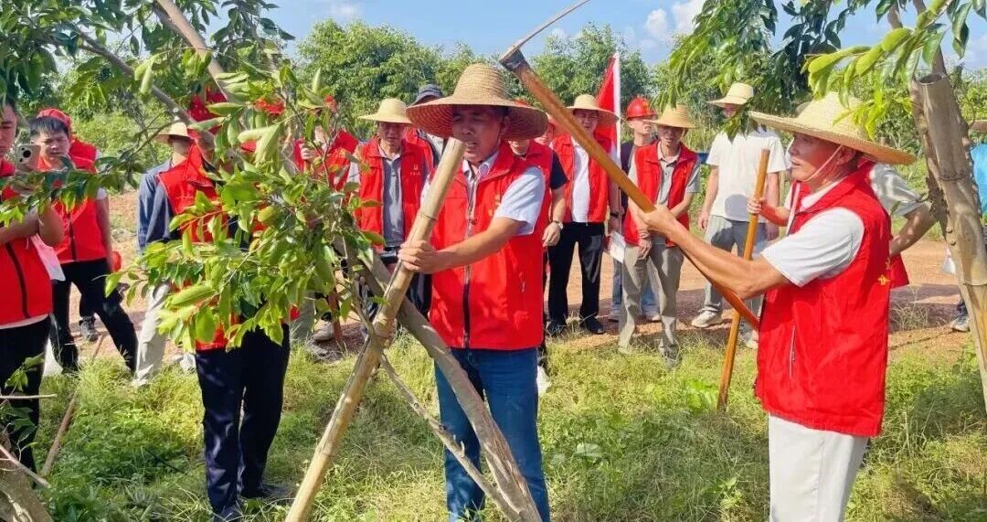 3f1037b4ce9edbe79b3d8675c6bc0080.jpg 3f1037b4ce9edbe79b3d8675c6bc0080.jpg