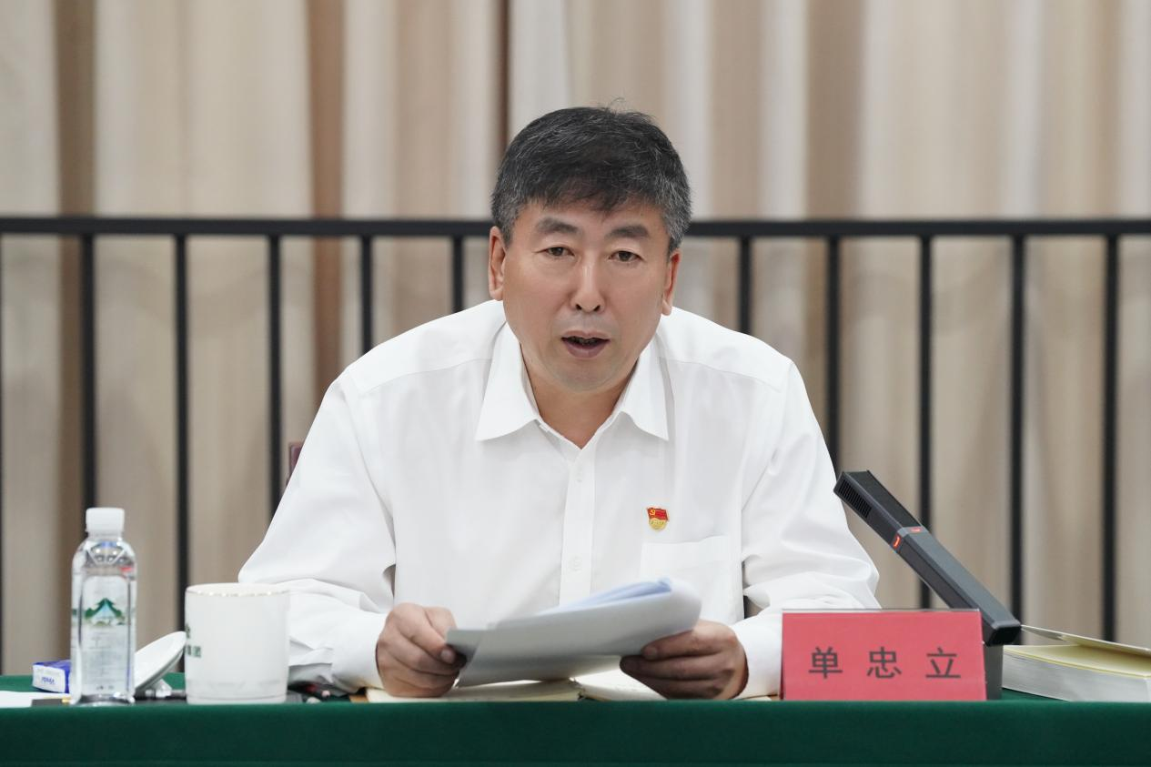 3b95e39ab881e784433e77e6def2f20d.png 3b95e39ab881e784433e77e6def2f20d.png